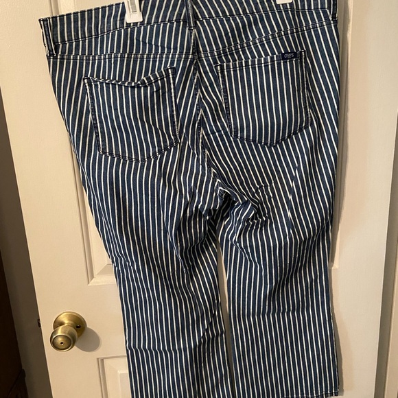 Plus size wide bottom crop pants - Picture 3 of 5